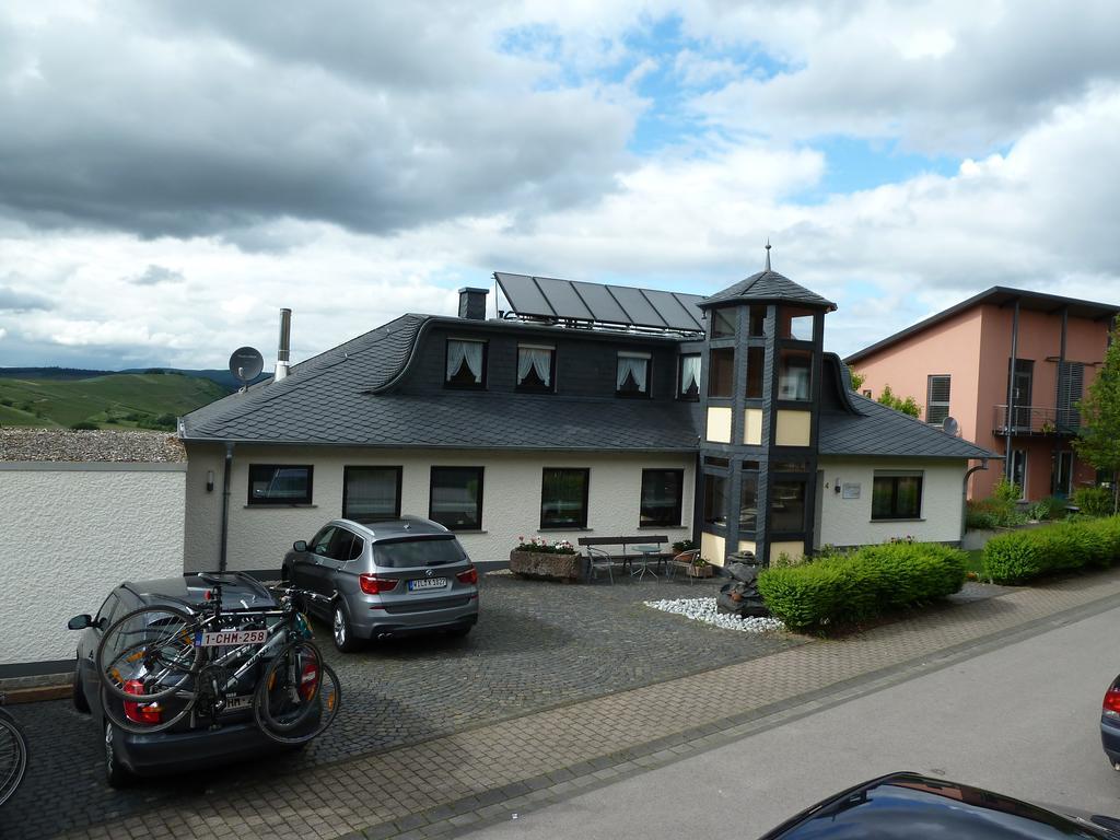 Hotel Gästehaus Sproß Veldenz Exterior foto